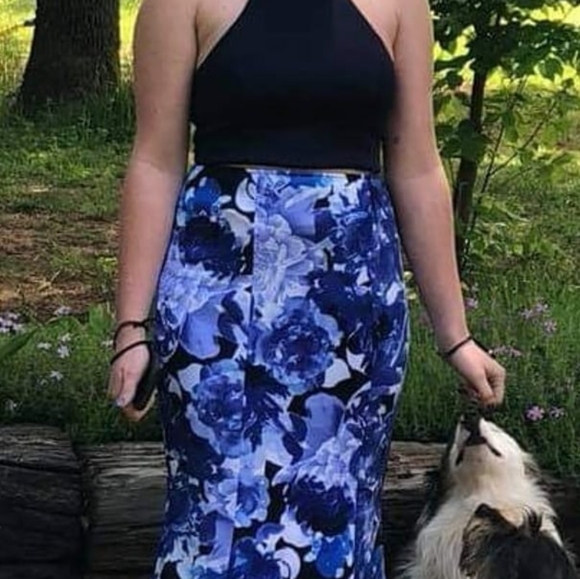 Prom dress - Picture 3 of 3